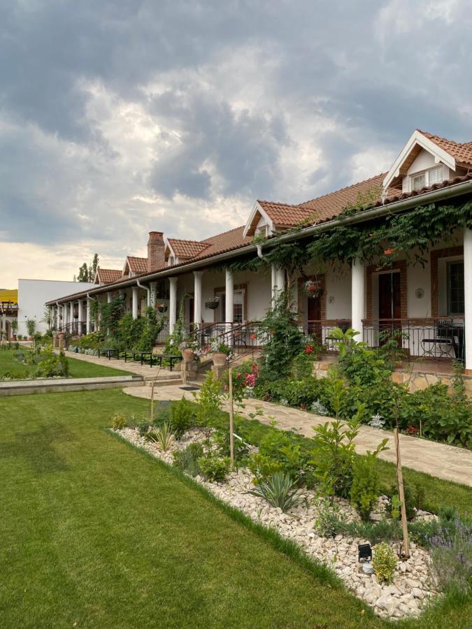 Country Club La Mesteceni Sebeş Esterno foto