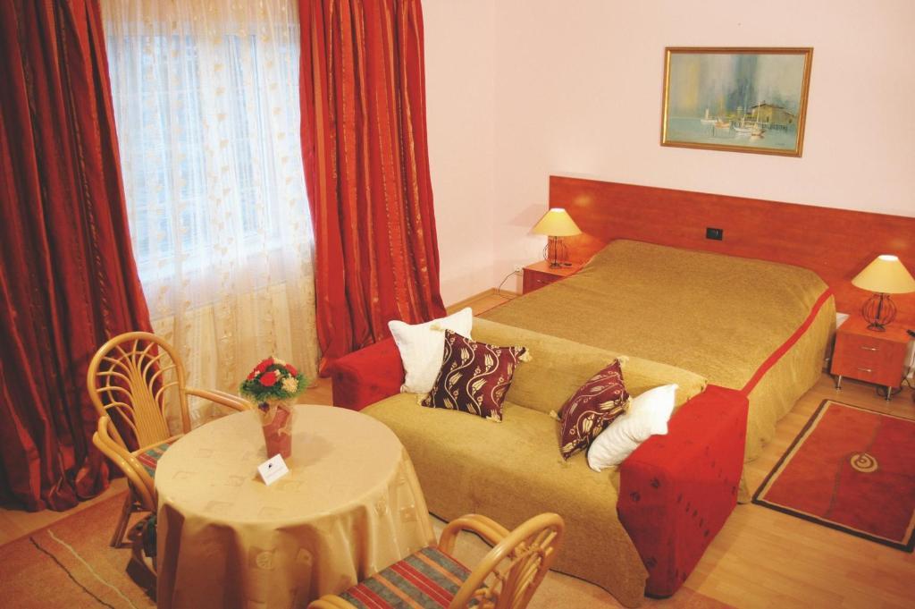 Country Club La Mesteceni Sebeş Esterno foto